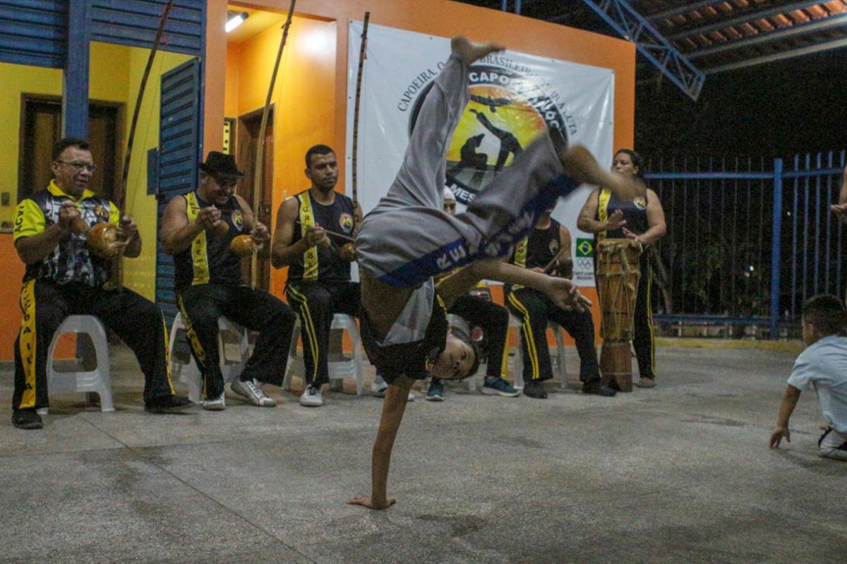 Movimento Feminino de Capoeira Am