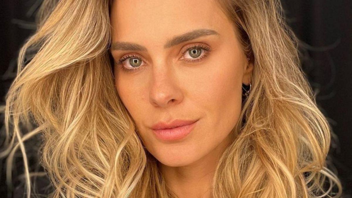 Carolina Dieckmann revela em podcast quantos parceiros sexuais já teve