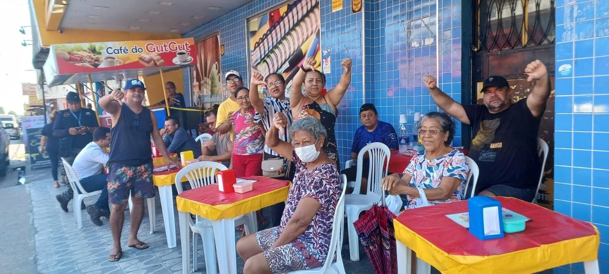 O protesto aconteceu na manhã desta terça-feira (Foto: Divulgação)