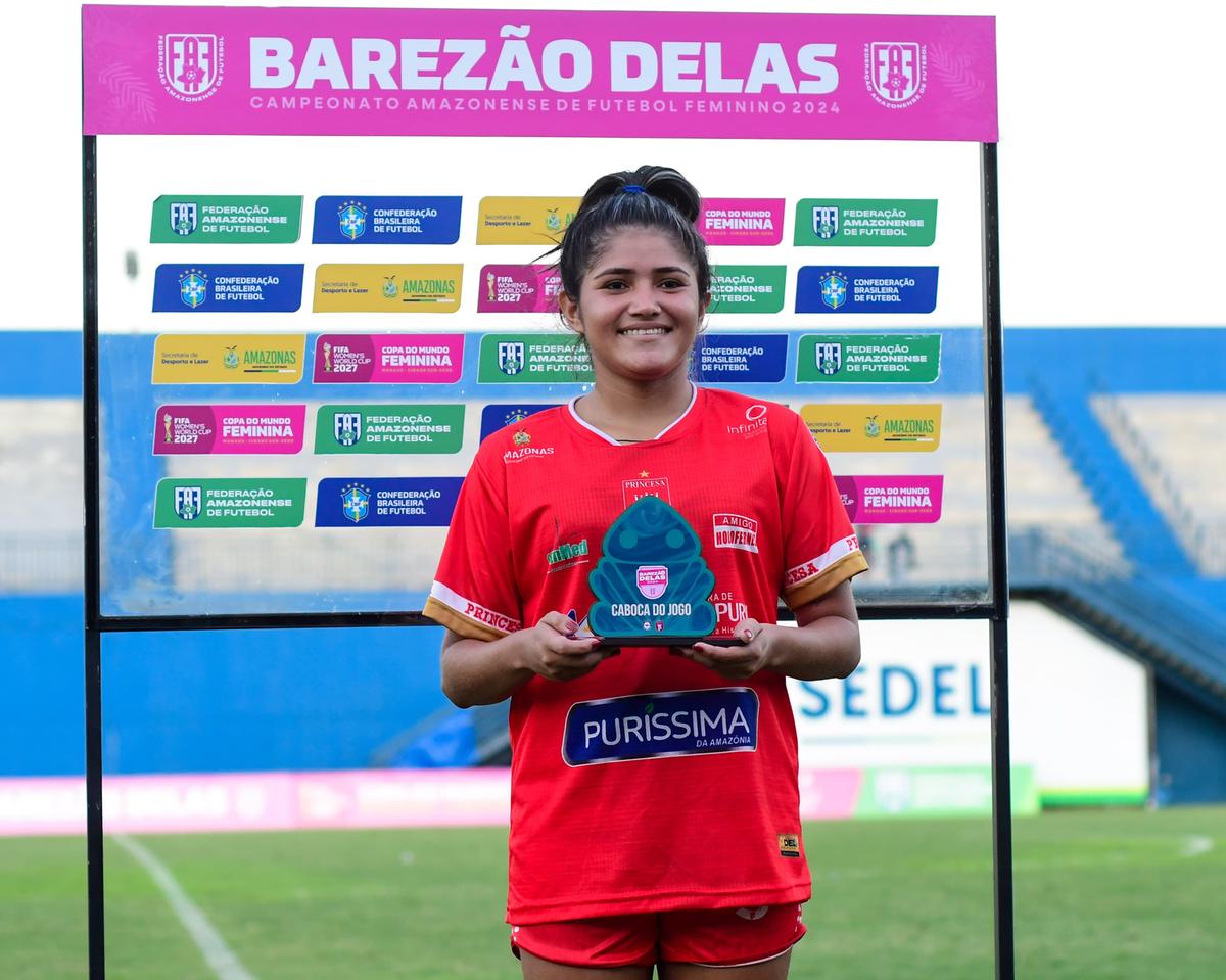 Milena do Princesa dos Solimões foi eleita a Caboca do Jogo (Foto: Paulo Bindá/AC)