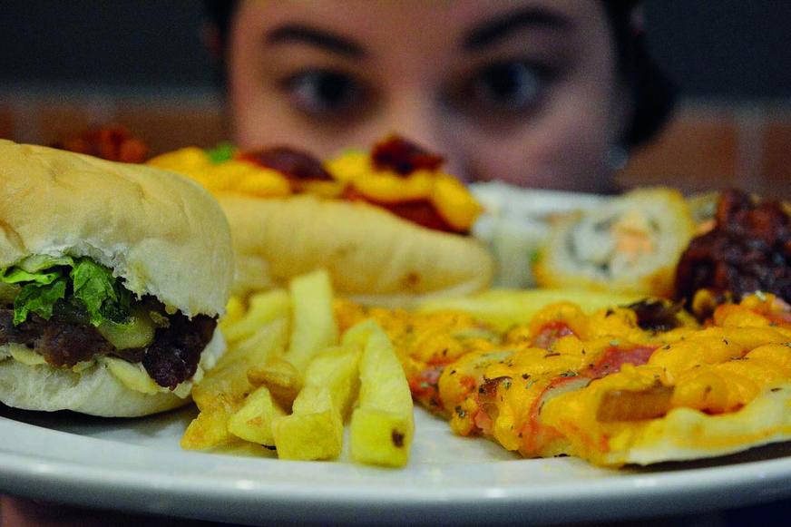 Burger King no Brasil inclui cachorro-quente em seu cardápio