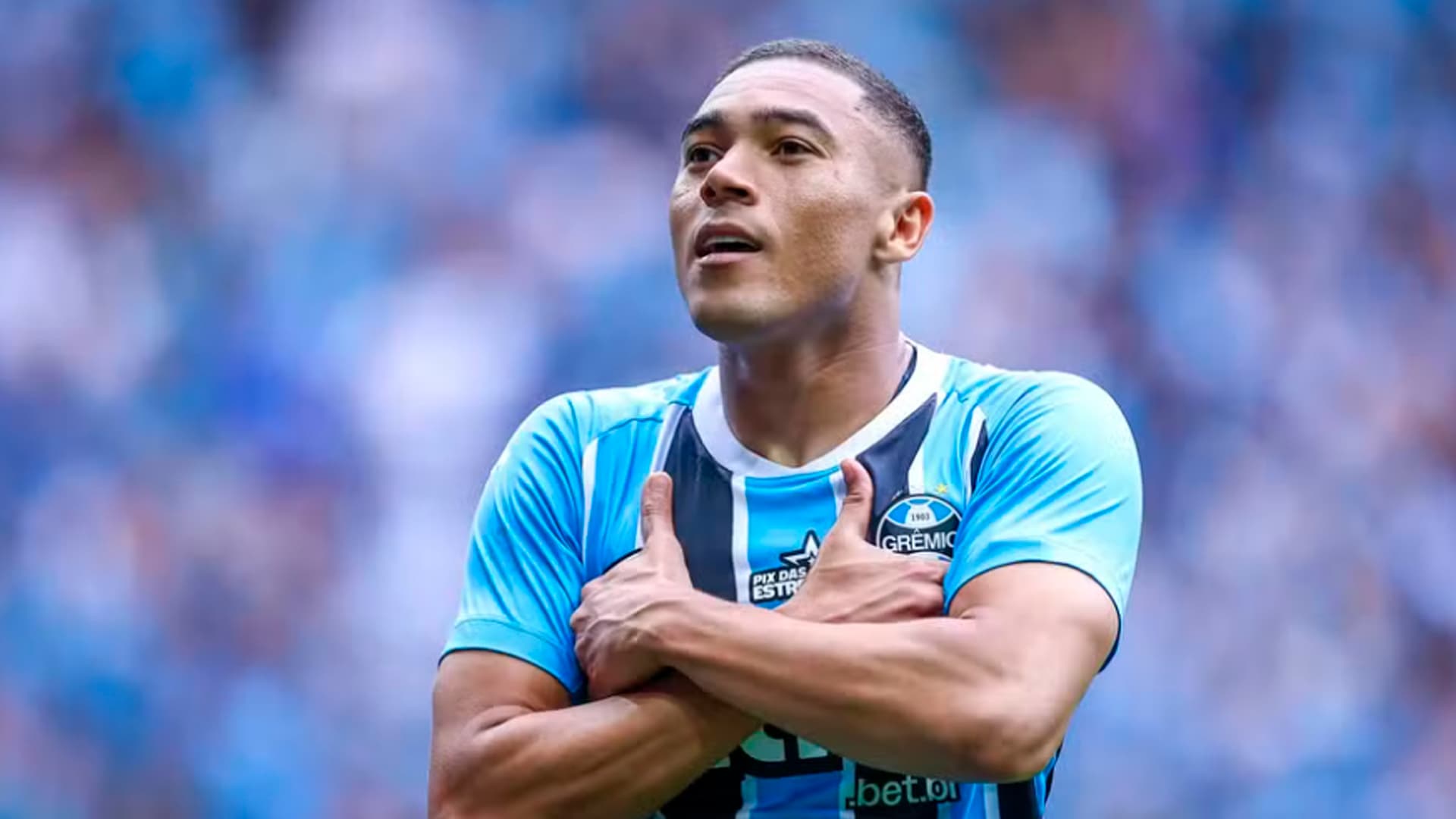 Carlos Vinícius recebe R$ 900 mil no Grêmio; Sanabria ganhará R$ 1 milhão no Inter