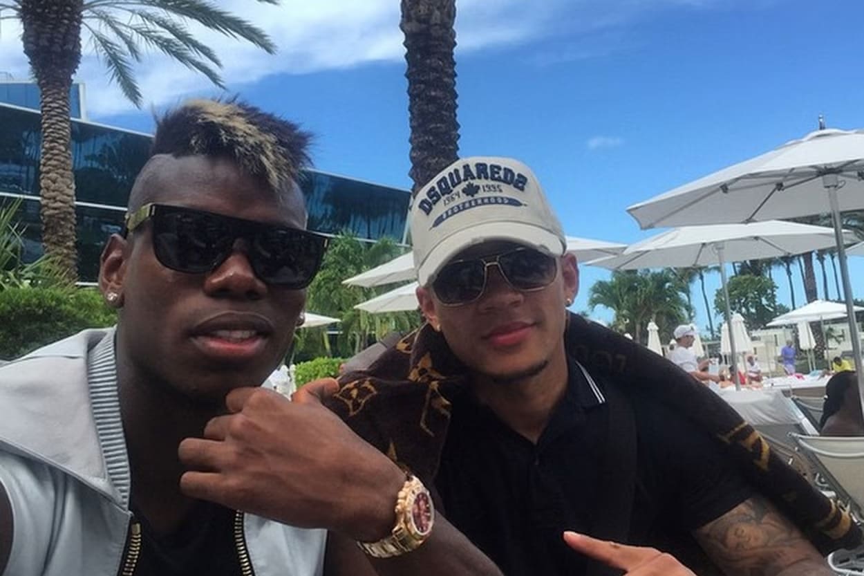 Pogba aceita R$ 1,9 milhão por mês para jogar com Memphis no Corinthians